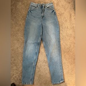 Divided (H&M) high rise light wash jean - never worn